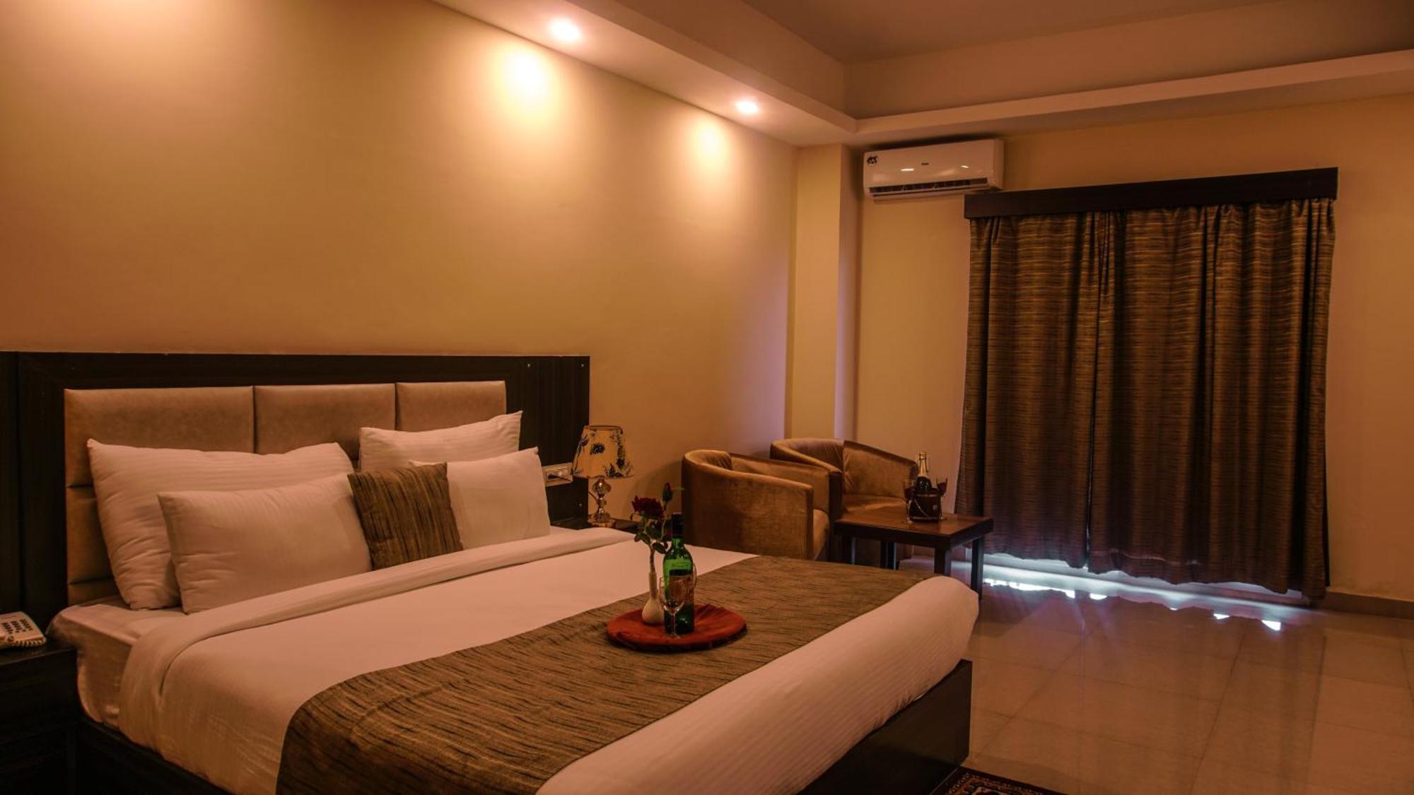 D'Polo Club&Spa Resort Dharamshala Esterno foto