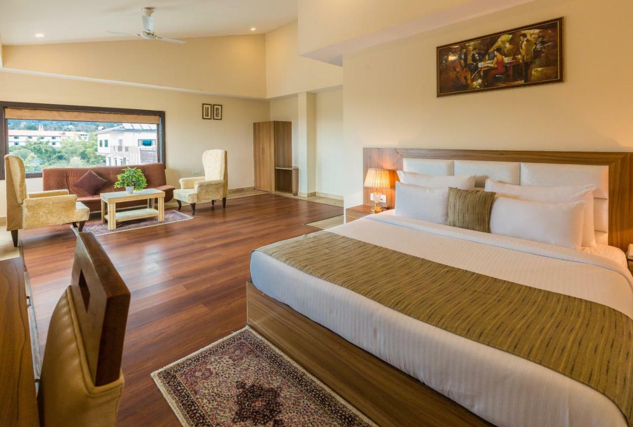 D'Polo Club&Spa Resort Dharamshala Esterno foto