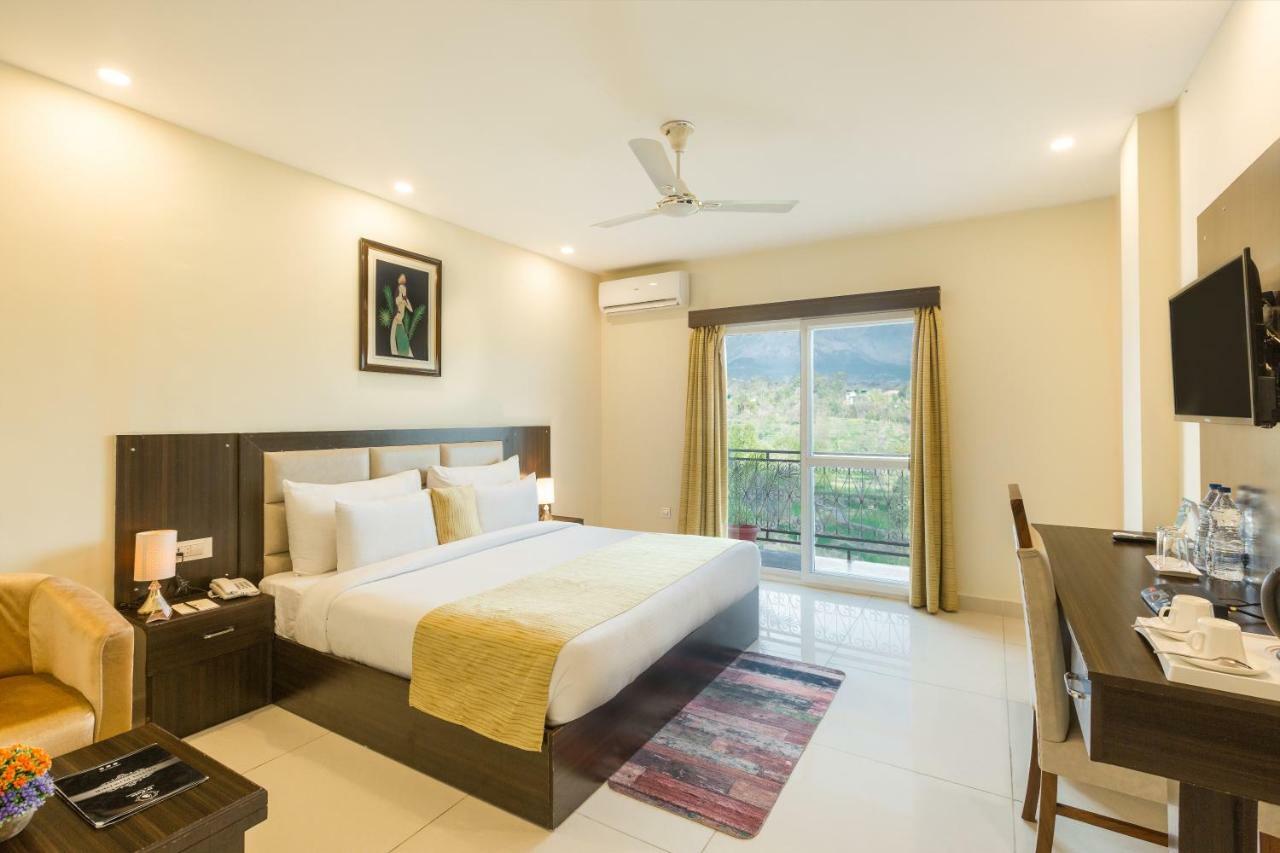 D'Polo Club&Spa Resort Dharamshala Esterno foto